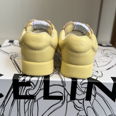 代购级 CELINE × Reebok联名运动鞋发售 复古运动风又有新鞋值得收藏了👟 Freestyle by CELI 代购级 CELINE × Reebok联名运动鞋发售 复古运动风又有新鞋值得收藏了👟 Freestyle by CELI
