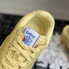 代购级 CELINE × Reebok联名运动鞋发售 复古运动风又有新鞋值得收藏了👟 Freestyle by CELI 代购级 CELINE × Reebok联名运动鞋发售 复古运动风又有新鞋值得收藏了👟 Freestyle by CELI