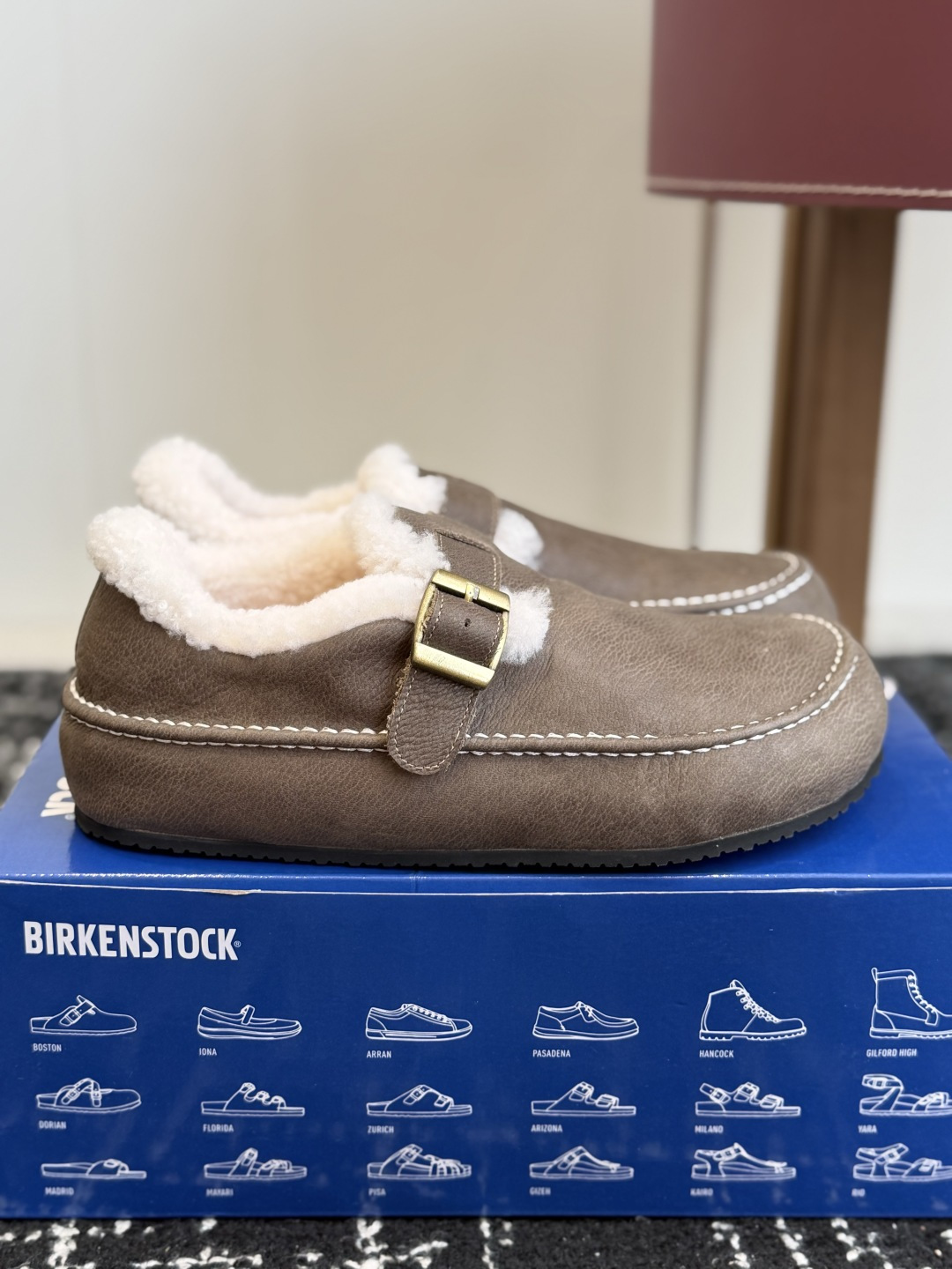 代购级 BIRKENSTOCK勃肯羊毛全包单鞋 小红书爆款断货款，原版开发，复古慵懒风直接拉满！ ▫️面料：鞋面采用顶级
