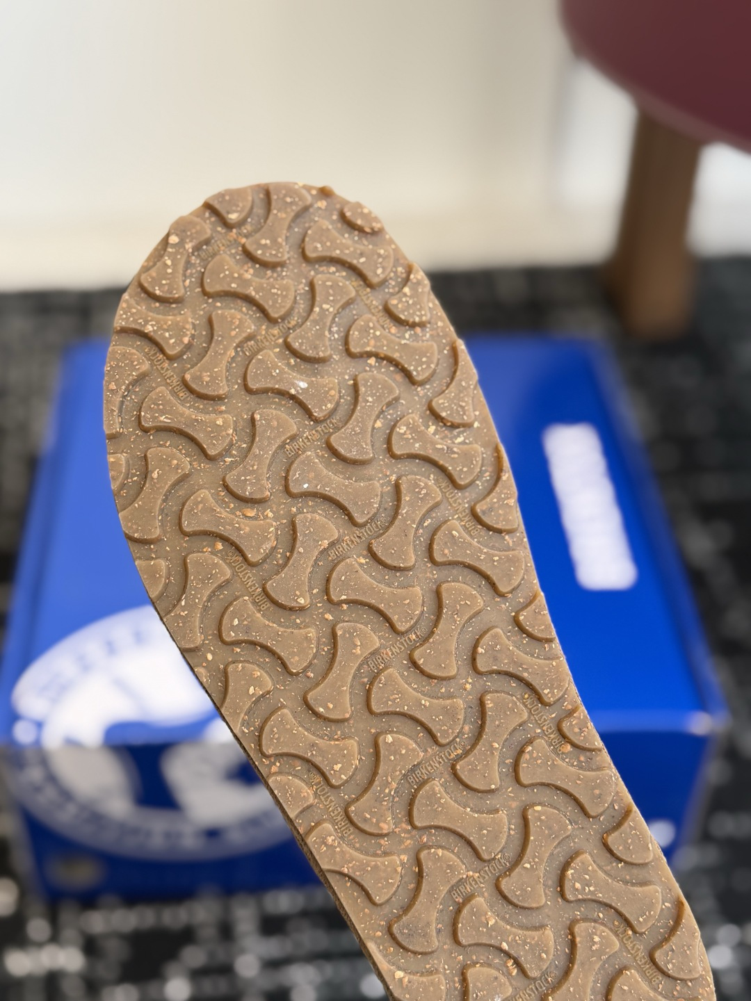 代购级 品牌：Birkenstock勃肯 羊毛中筒雪地靴 ▫️面料：高丝光牛反绒，绒感细腻柔和，质感高级耐穿 ▫️内里：