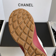 代购级 品牌:CHANEL香奈儿26K双C拼色休闲复古阿甘风小香运动鞋✨ 经典撞色拼接,光面牛皮搭配翻毛皮层次感很强,侧 代购级 品牌:CHANEL香奈儿26K双C拼色休闲复古阿甘风小香运动鞋✨ 经典撞色拼接,光面牛皮搭配翻毛皮层次感很强,侧