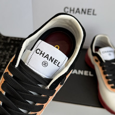 代购级 品牌:CHANEL香奈儿26K双C拼色休闲复古阿甘风小香运动鞋✨ 经典撞色拼接,光面牛皮搭配翻毛皮层次感很强,侧 代购级 品牌:CHANEL香奈儿26K双C拼色休闲复古阿甘风小香运动鞋✨ 经典撞色拼接,光面牛皮搭配翻毛皮层次感很强,侧