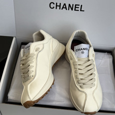 代购级 品牌:CHANEL香奈儿26K双C拼色休闲复古阿甘风小香运动鞋✨ 经典撞色拼接,光面牛皮搭配翻毛皮层次感很强,侧 代购级 品牌:CHANEL香奈儿26K双C拼色休闲复古阿甘风小香运动鞋✨ 经典撞色拼接,光面牛皮搭配翻毛皮层次感很强,侧