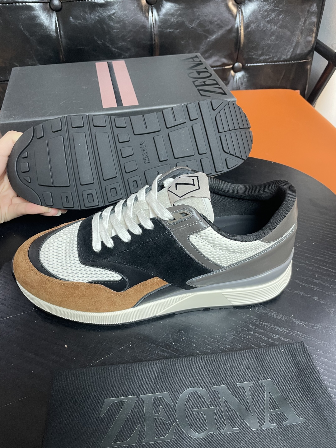 Zegna Men's Luxury Leather Sneakers - Stylish, Comfortable & Durable 4 cmp i1741842883881 3630 0 2