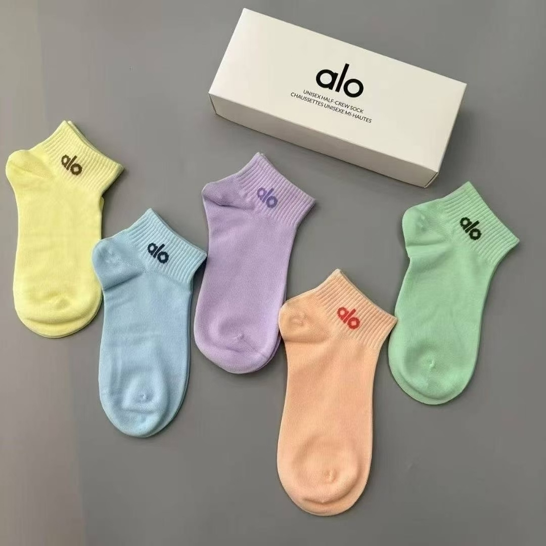 Alo accessories alo yoga 5