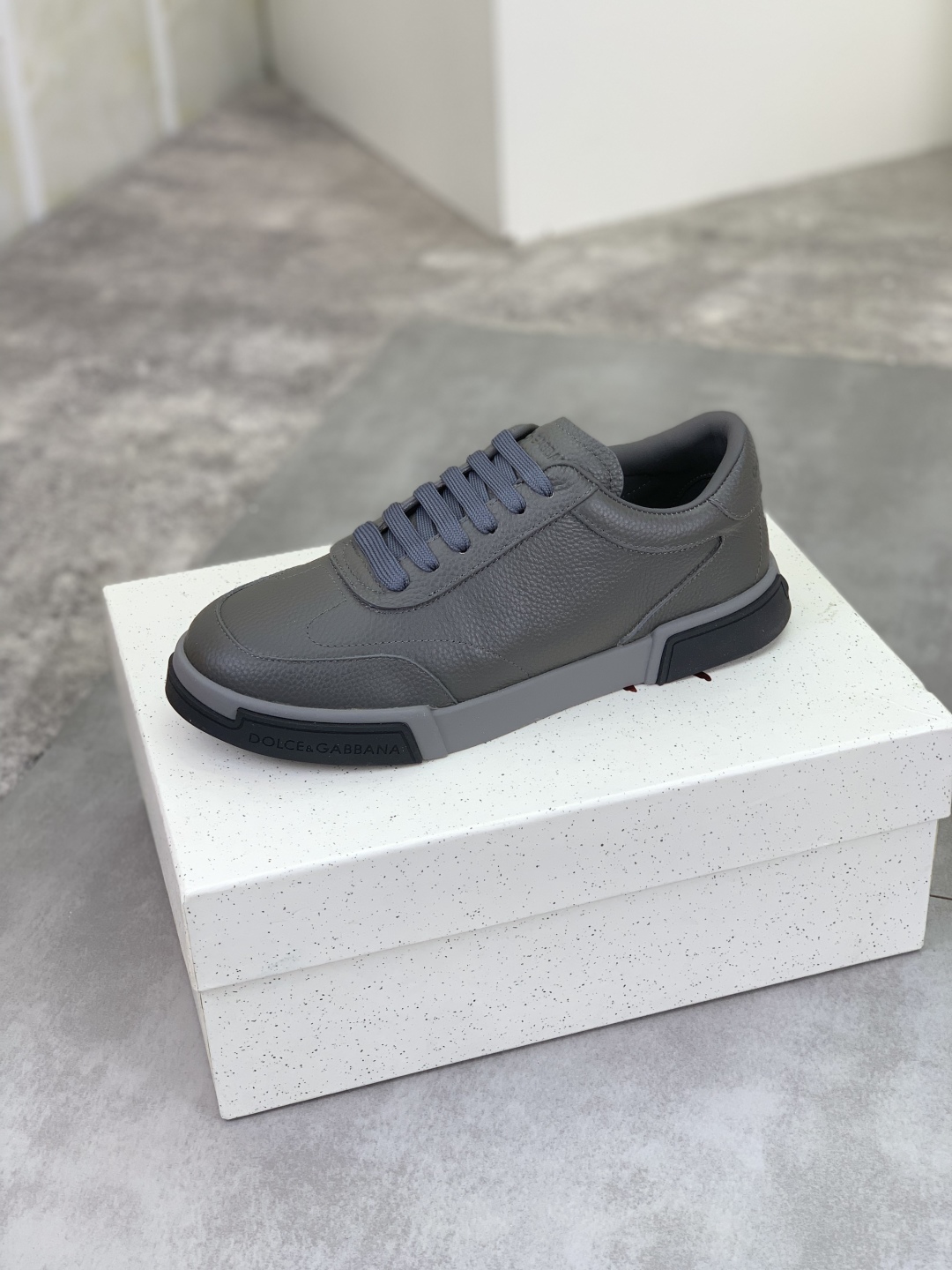 Dolce & Gabbana Men's Gray Leather Sneakers, Sizes 38-44 - Stylish & Comfortable 5 cmp i1741630763259 66 0 3