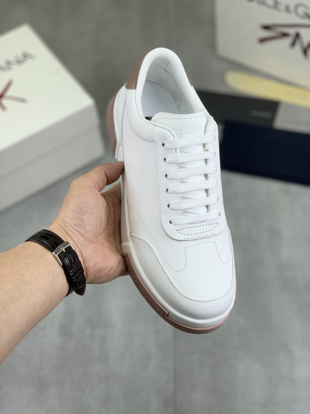 Dolce & Gabbana Men's White Leather Sneakers with Iconic Logo Detail 2 cmp i1741630805188 7080 0 0