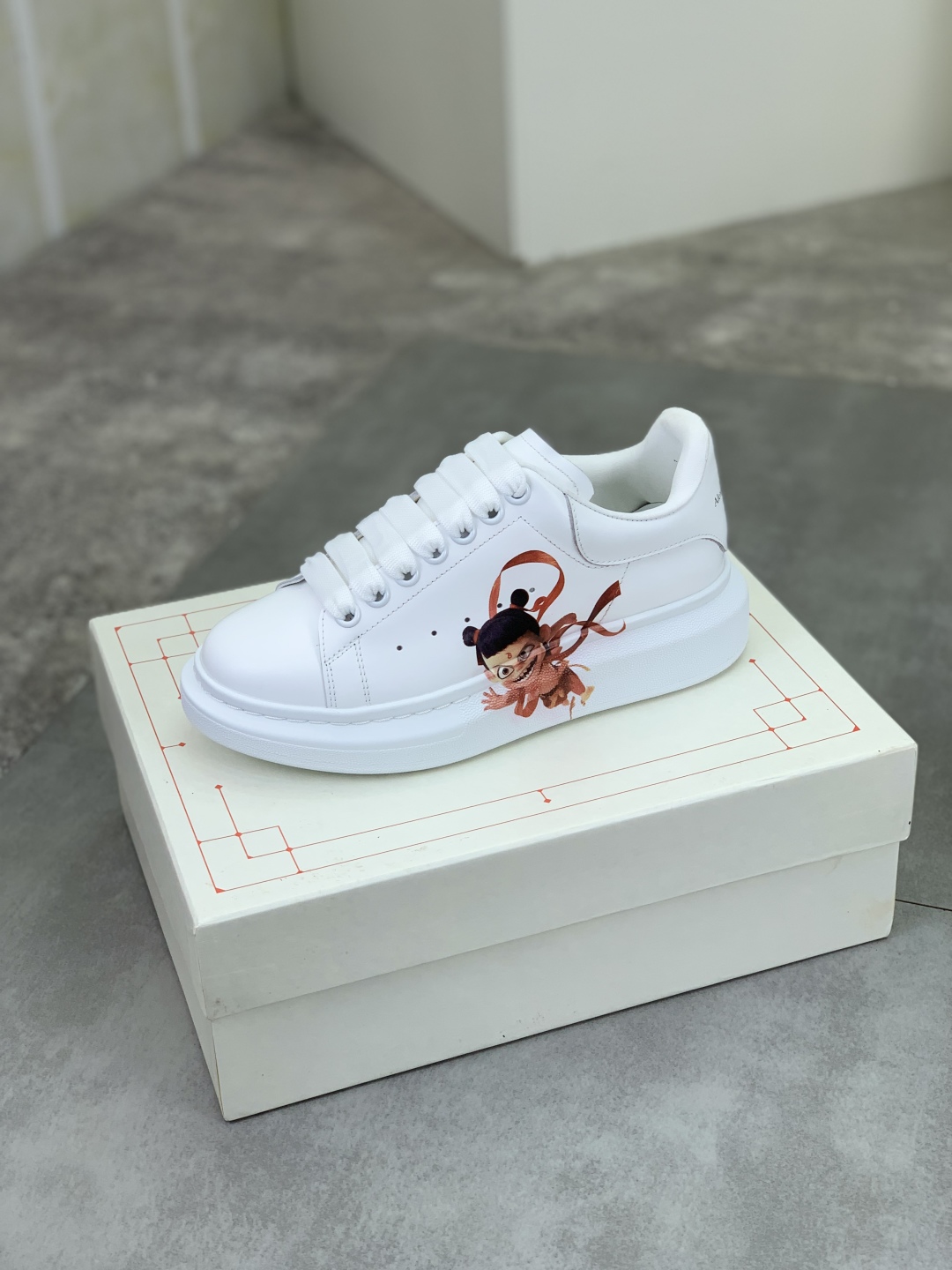 Alexander McQueen White Leather Sneakers With Cartoon Print, Size 35-45 5 cmp i1741631057180 3527 0 3