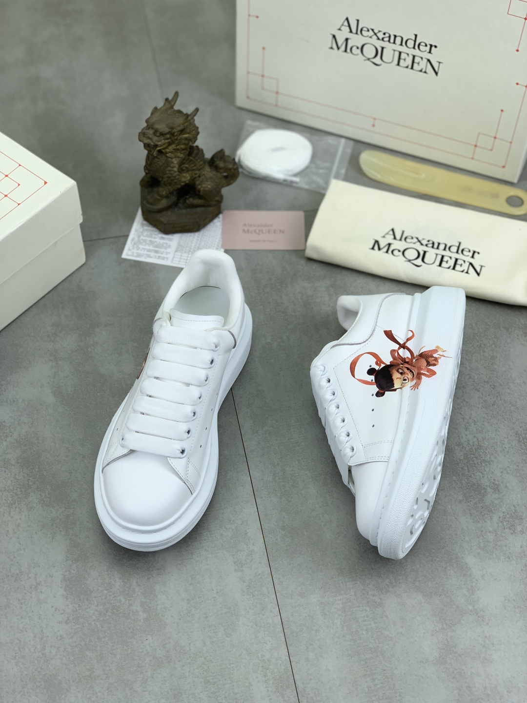 Alexander McQueen White Leather Sneakers With Cartoon Print, Size 35-45 4 cmp i1741631065805 9665 0 2