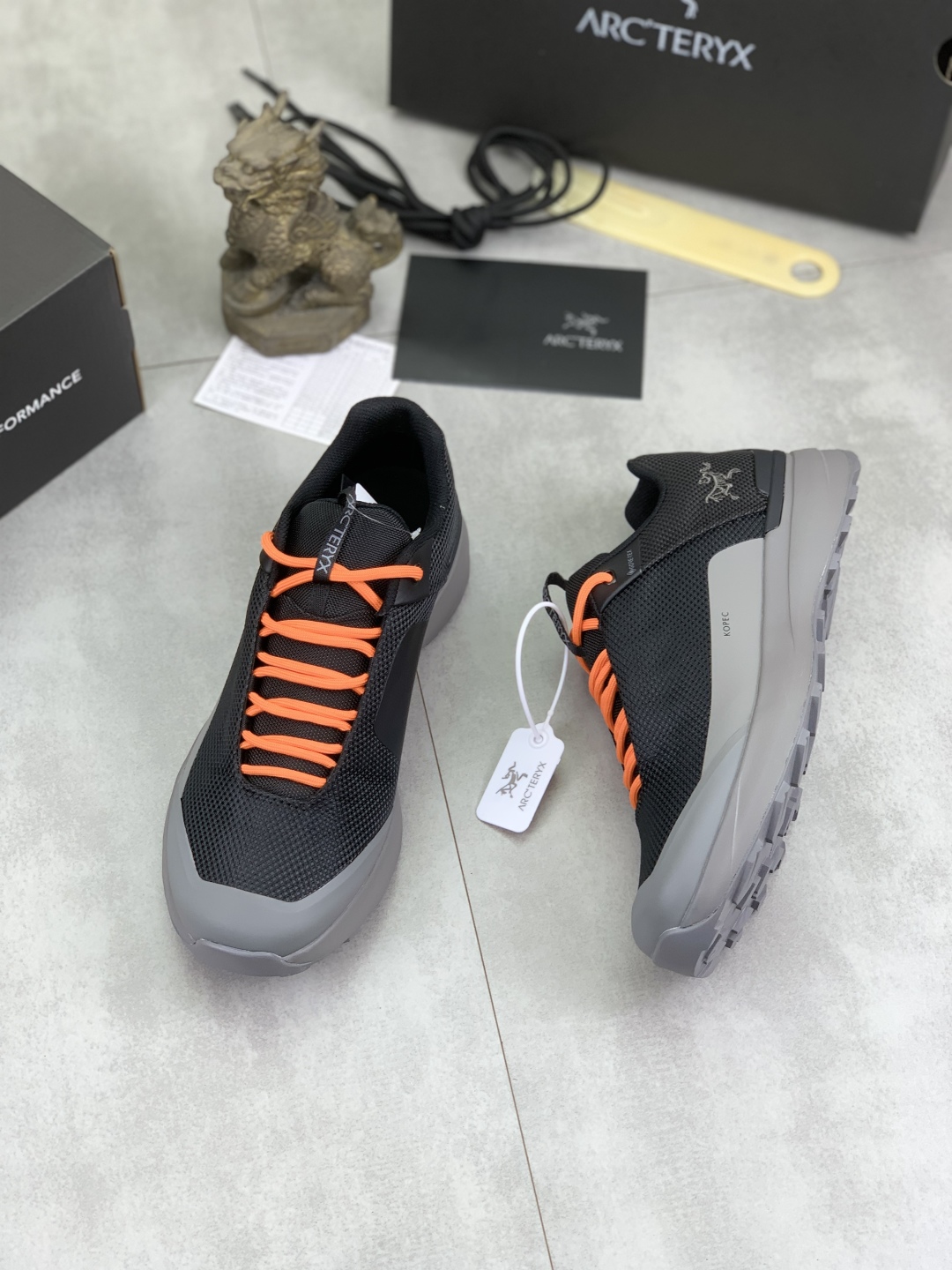 Precio de fábrica P330 Precio real El nuevo modelo de zapato del pájaro del principiante es finalmen