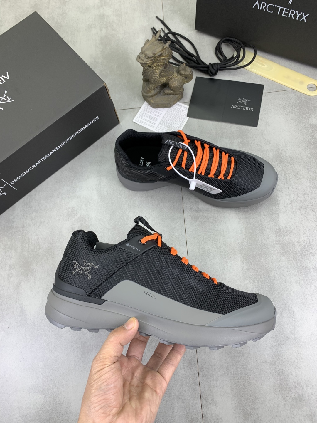 Precio de fábrica P330 Precio real El nuevo modelo de zapato del pájaro del principiante es finalmen