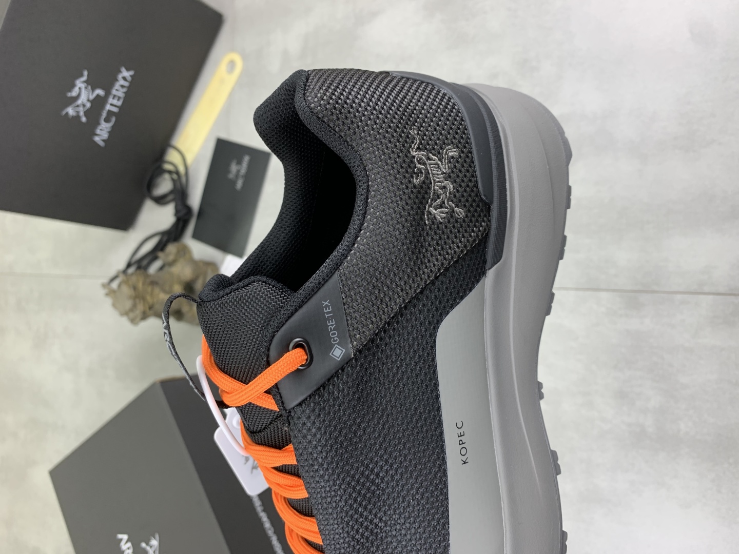 Precio de fábrica P330 Precio real El nuevo modelo de zapato del pájaro del principiante es finalmen