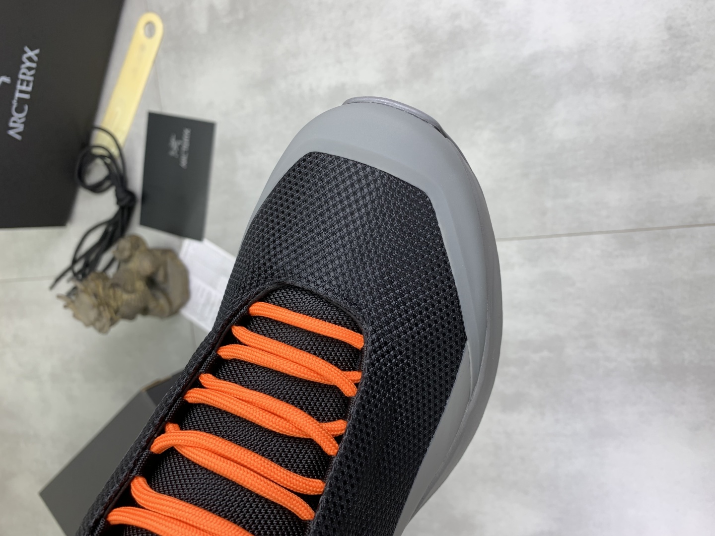 Precio de fábrica P330 Precio real El nuevo modelo de zapato del pájaro del principiante es finalmen