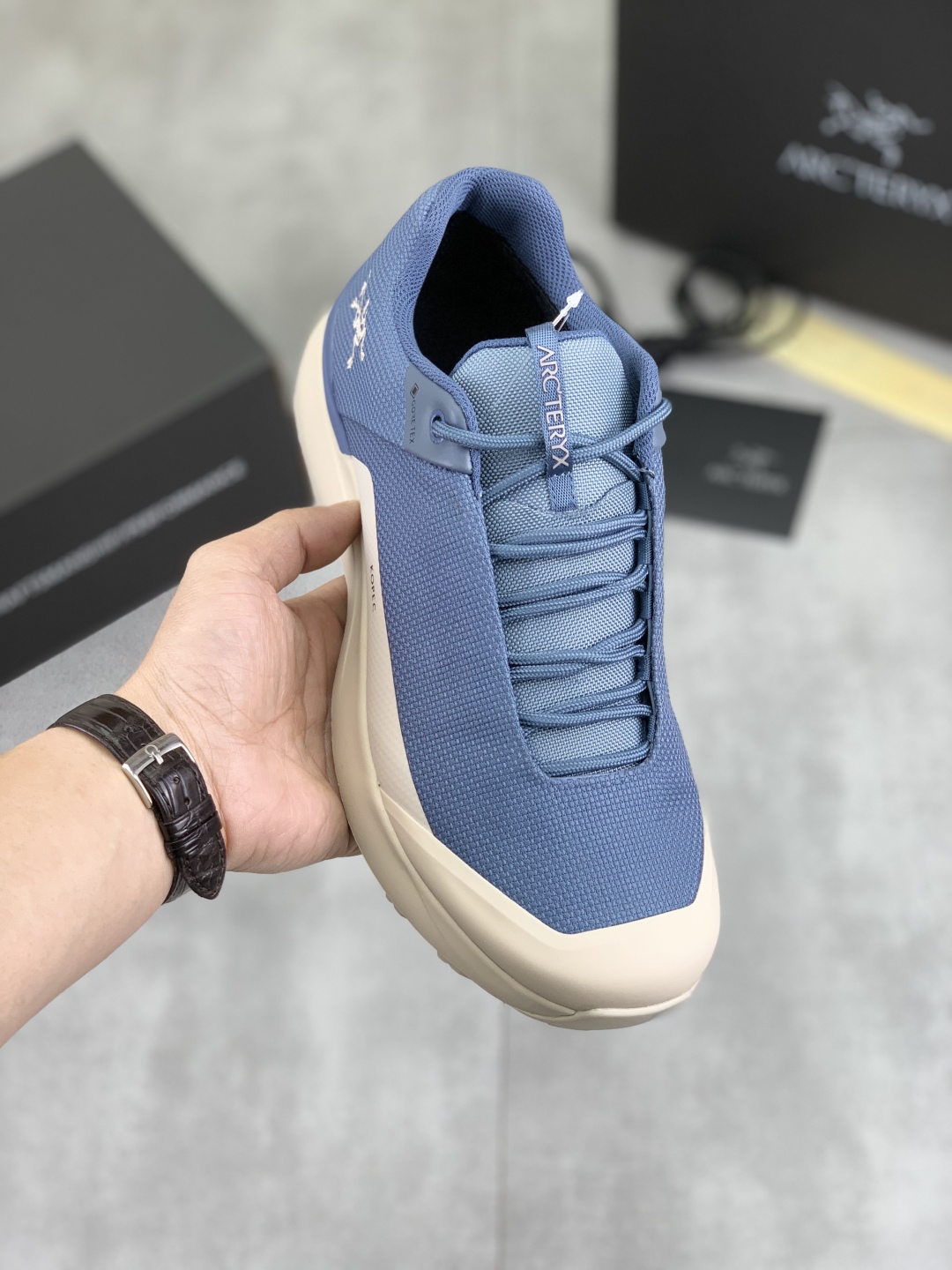 Precio de fábrica P330 Precio real El nuevo modelo de zapato del pájaro del principiante es finalmen