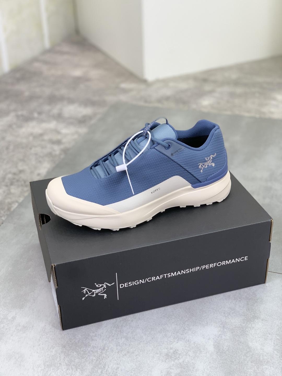 Precio de fábrica P330 Precio real El nuevo modelo de zapato del pájaro del principiante es finalmen