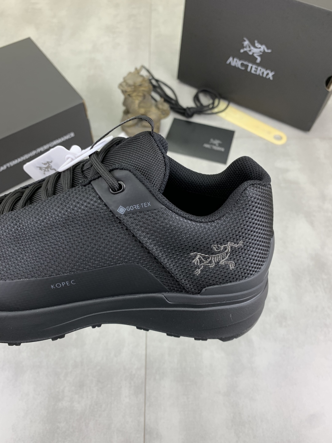 Precio de fábrica P330 Precio real El nuevo modelo de zapato del pájaro del principiante es finalmen