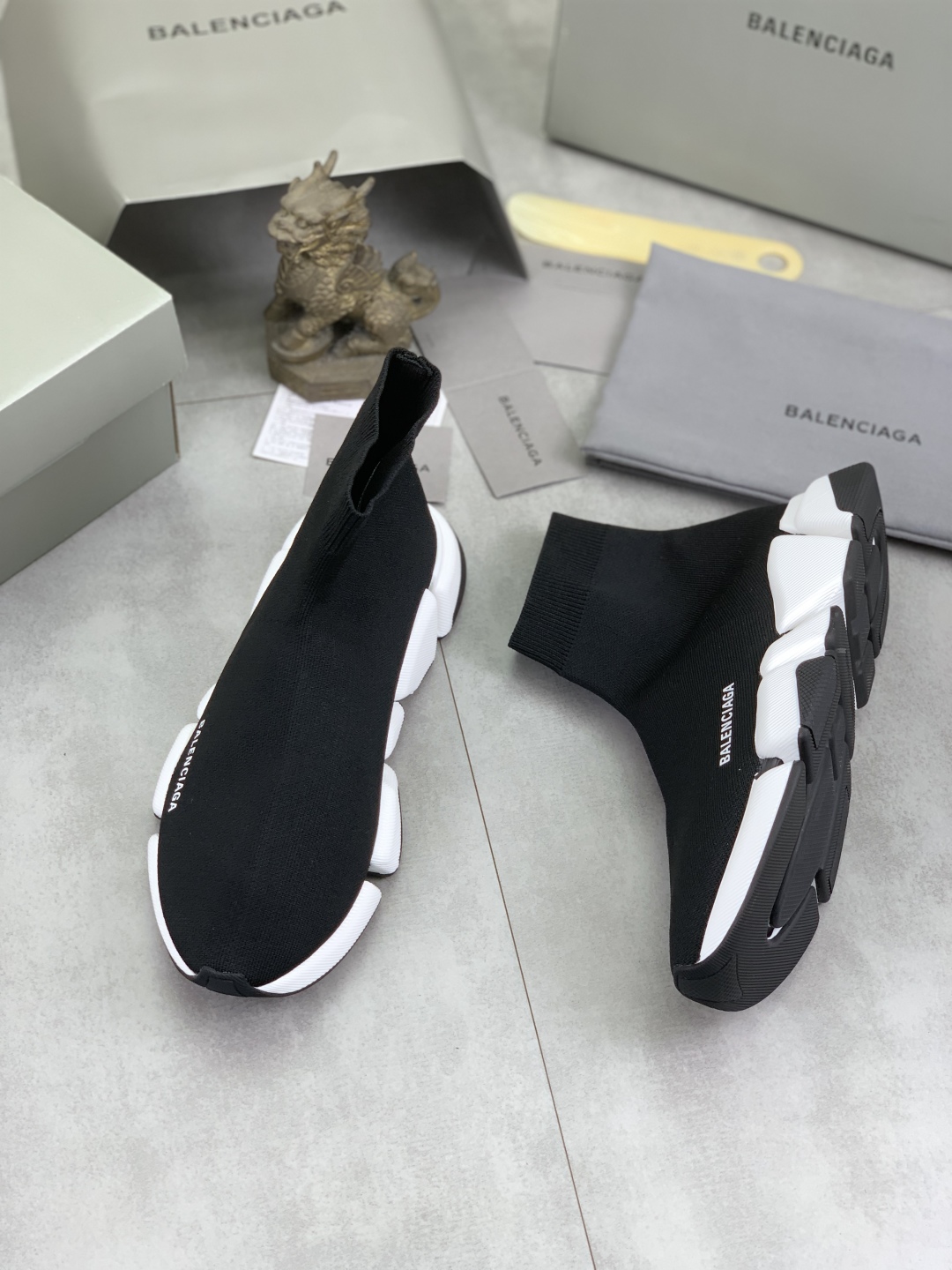 Balenciaga Speed 2.0 Black Knit Sock Sneakers - Upgraded Version 4 cmp i1742572745839 2058 0 2