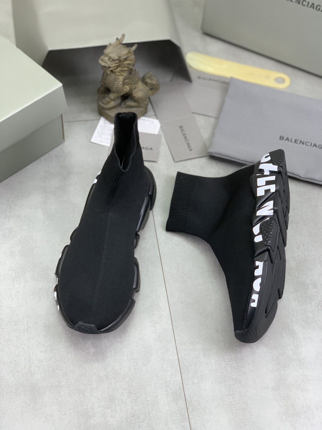 Balenciaga Speed 2.0 Black Knit Sock Sneakers - Ultimate Comfort & Style 4 cmp i1742572774386 433 0 2
