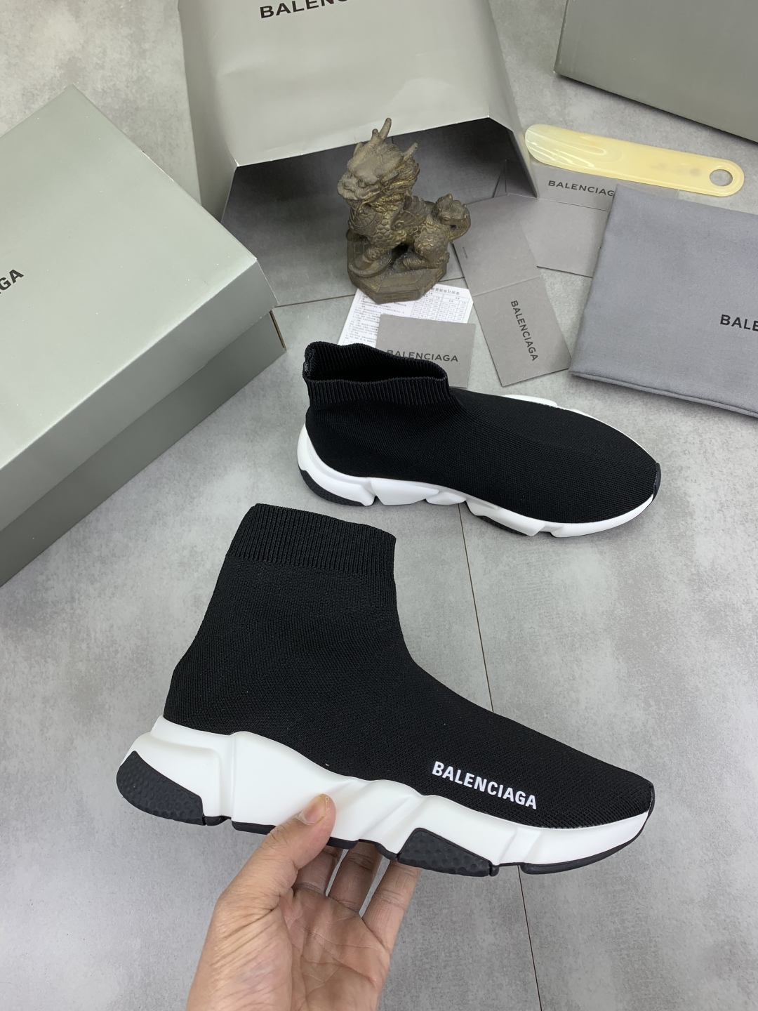 Balenciaga Speed 2.0 Black Knit Sock Sneakers - Ultimate Comfort and Style 7 cmp i1742572818558 3369 0 5