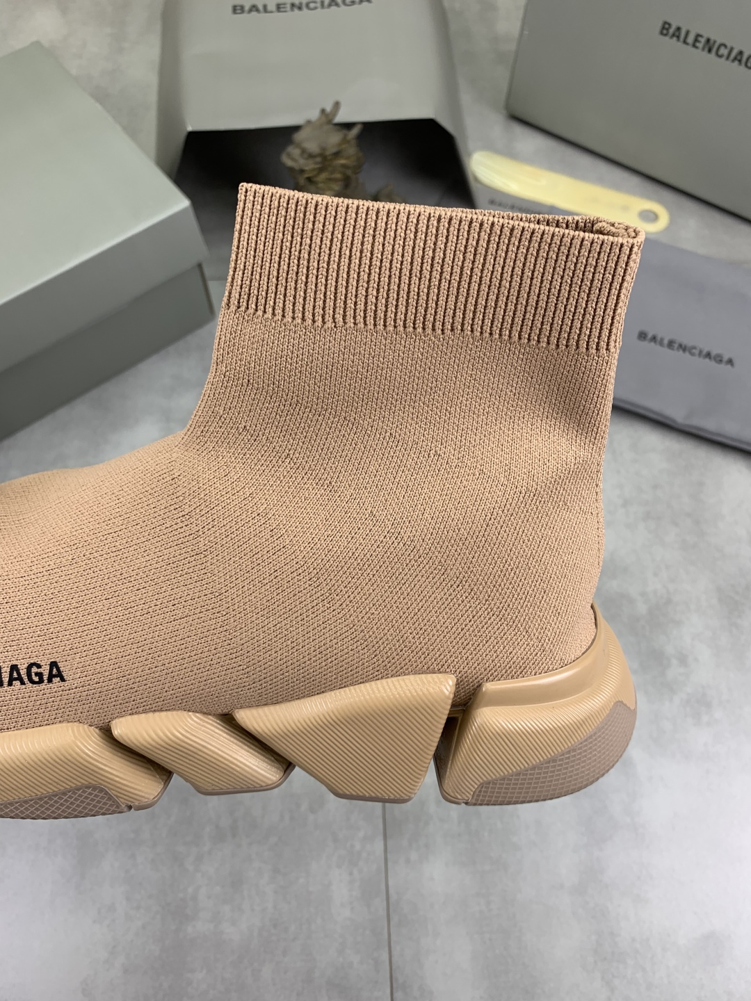 Balenciaga Speed 2.0 Knitted Sock Boots - Seamless Comfort & Style 8 cmp i1742572837104 788 0 6