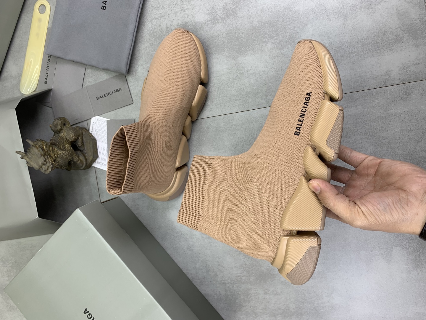 Balenciaga Speed 2.0 Knitted Sock Boots - Seamless Comfort & Style 7 cmp i1742572851533 6371 0 5