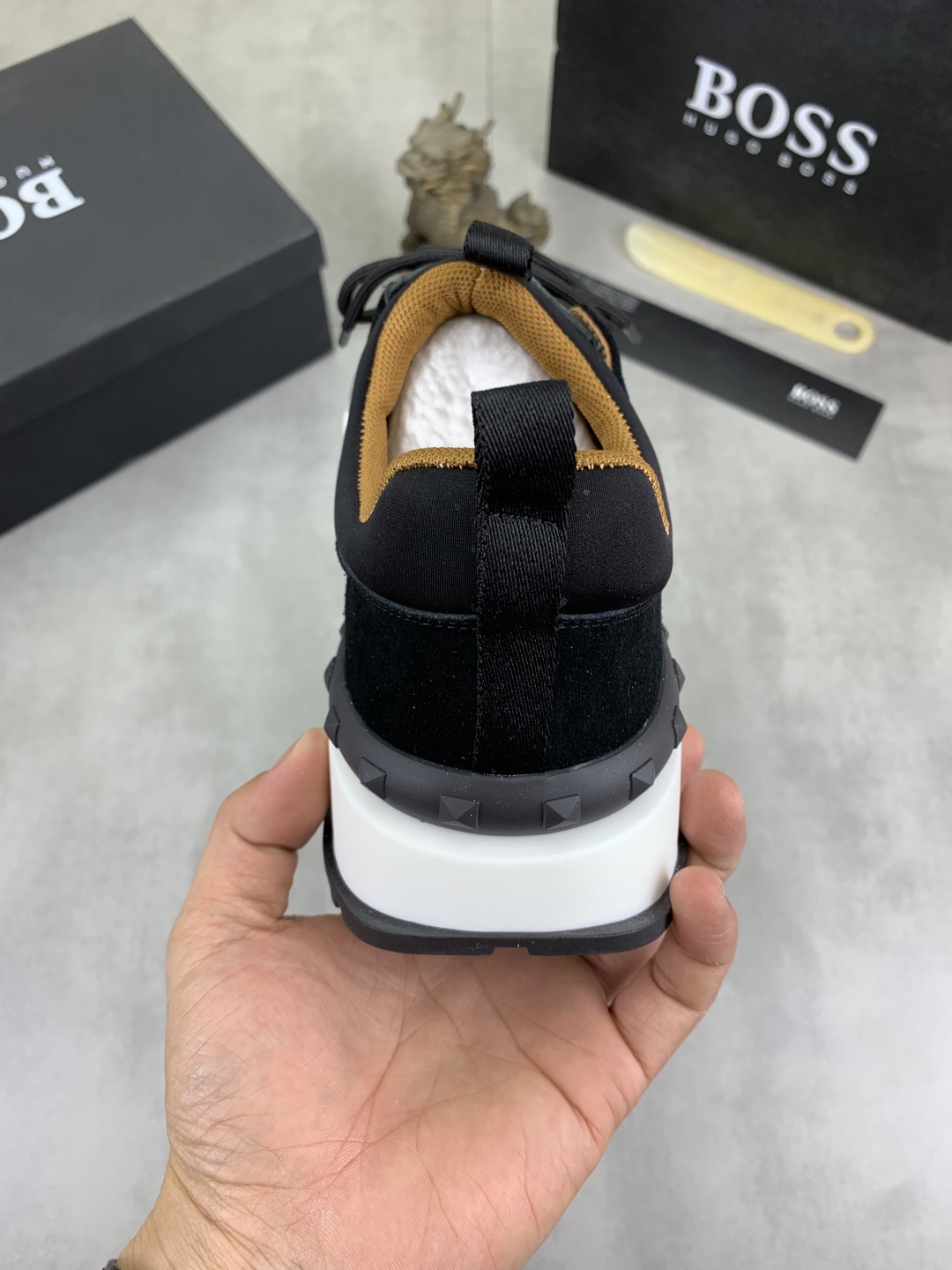 BOSS Men's Classic Lace-Up Sneakers - Premium Leather, Breathable Design, Stylish Comfort 9 cmp i1742656745280 3498 0 7