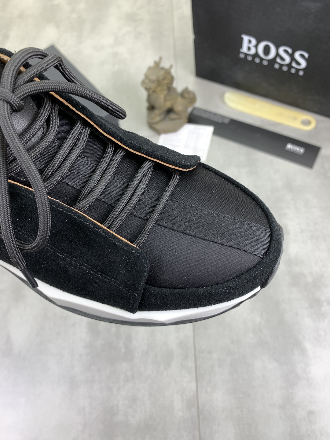 BOSS Men's Classic Lace-Up Sneakers - Premium Leather, Breathable Design, Stylish Comfort 6 cmp i1742656749689 3904 0 4