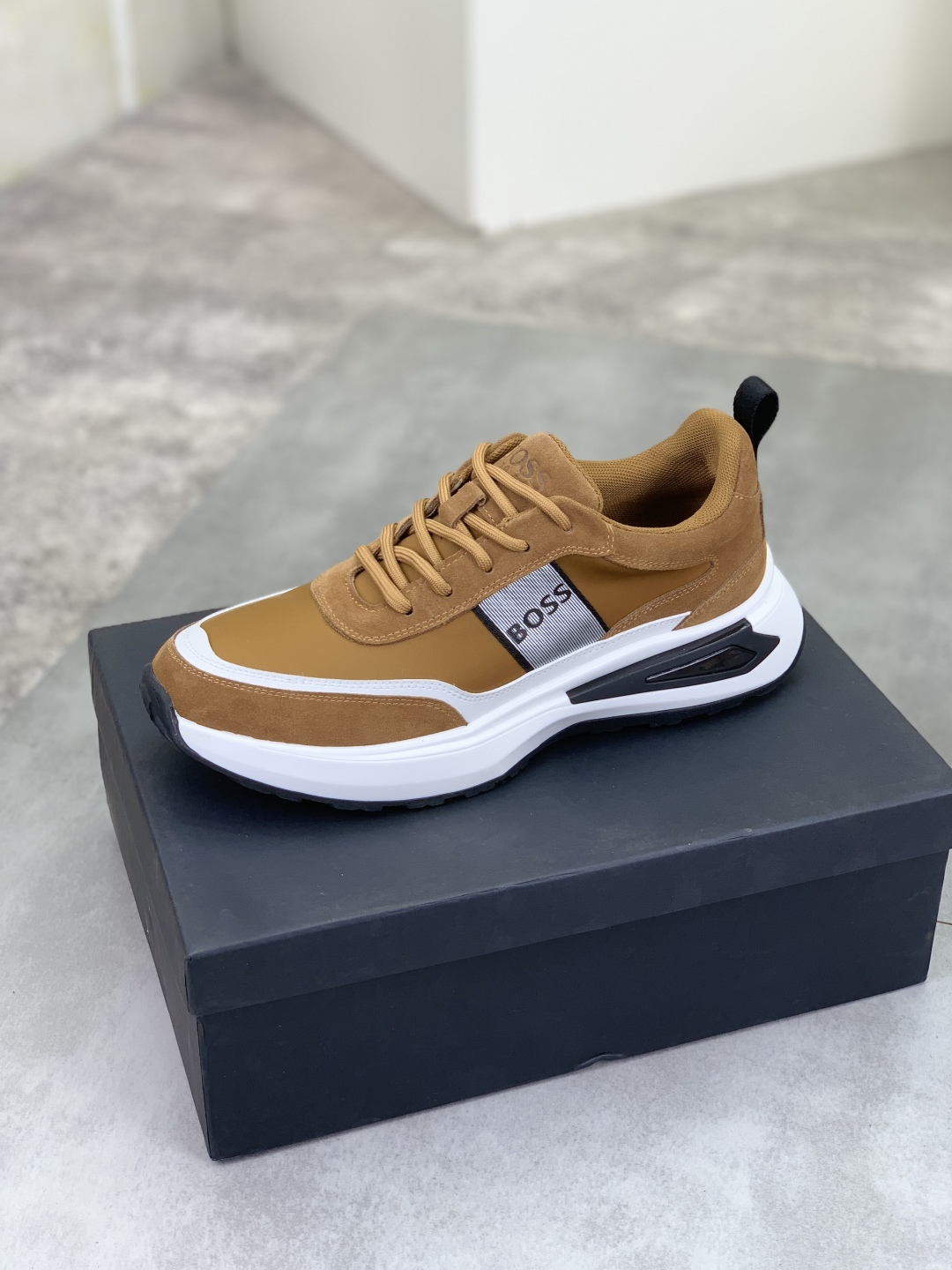 BOSS Men's Leather Lace-Up Sneakers Classic Style Comfortable and Breathable 5 cmp i1742656790892 8101 0 3