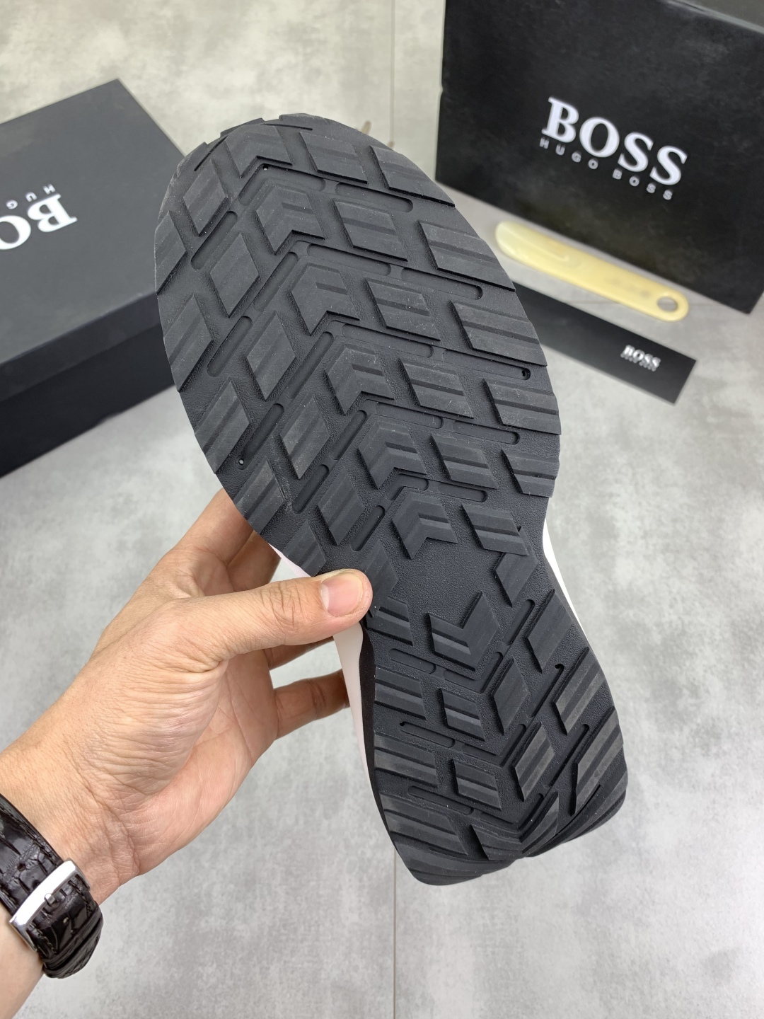 BOSS Men's Leather Lace-Up Sneakers Classic Style Comfortable and Breathable 10 cmp i1742656791782 3191 0 8