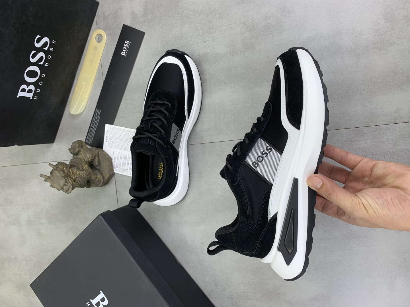 BOSS Men's Classic Lace-Up Sneakers in Black Leather and Breathable Fabric 7 cmp i1742656858880 7056 0 5