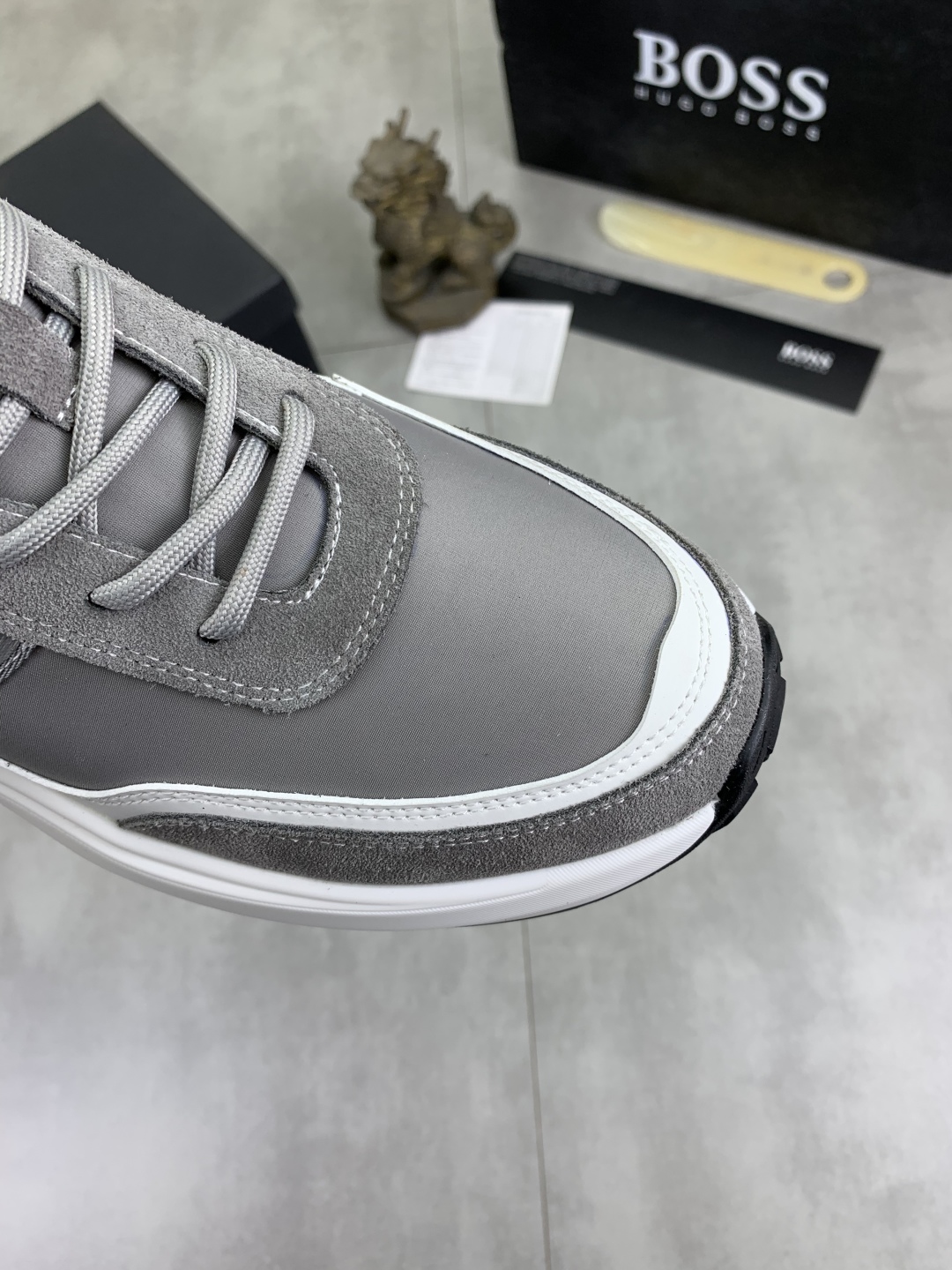 BOSS 2025 Classic Lace-Up Sneakers - Premium Leather & Breathable Fabric 6 cmp i1742656874381 756 0 4