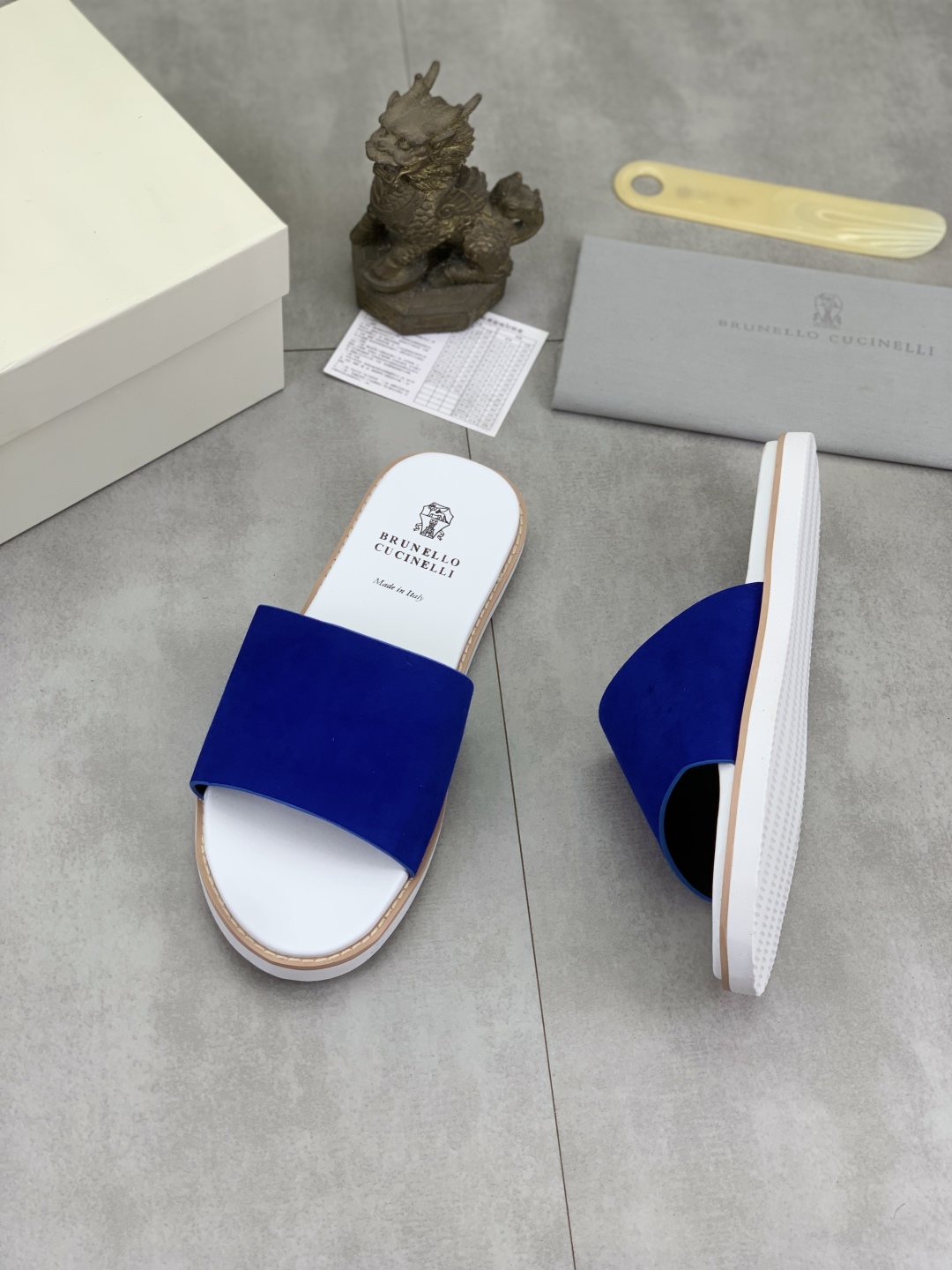 Precio de fábrica P170Brunello Cucinelli BC New Suede Slippers, 25ss Nueva colección Esta zapatilla 