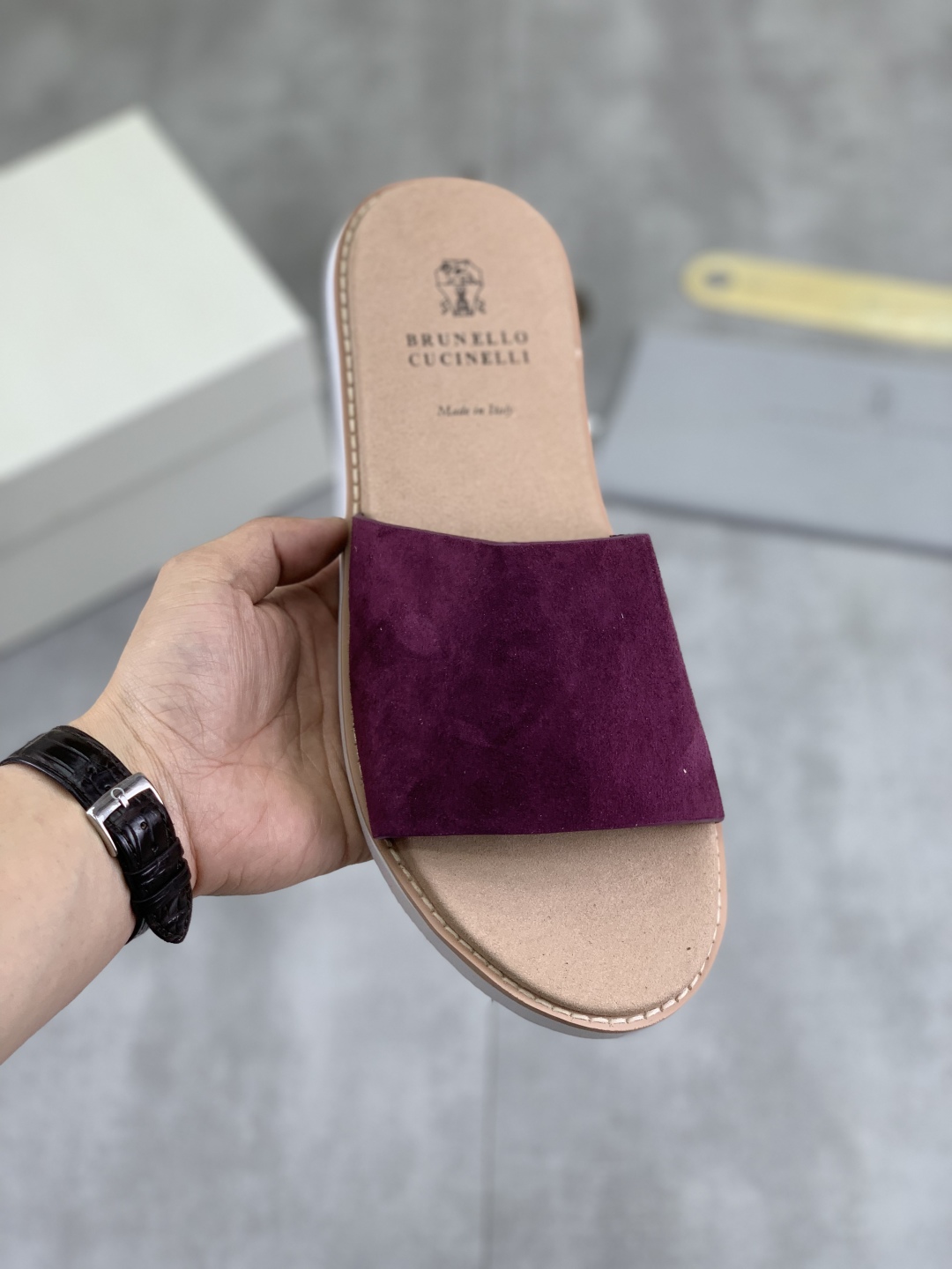 Precio de fábrica P130 Precio real Brunello Cucinelli BC New Suede Slippers, 25ss New Collection ¡Es