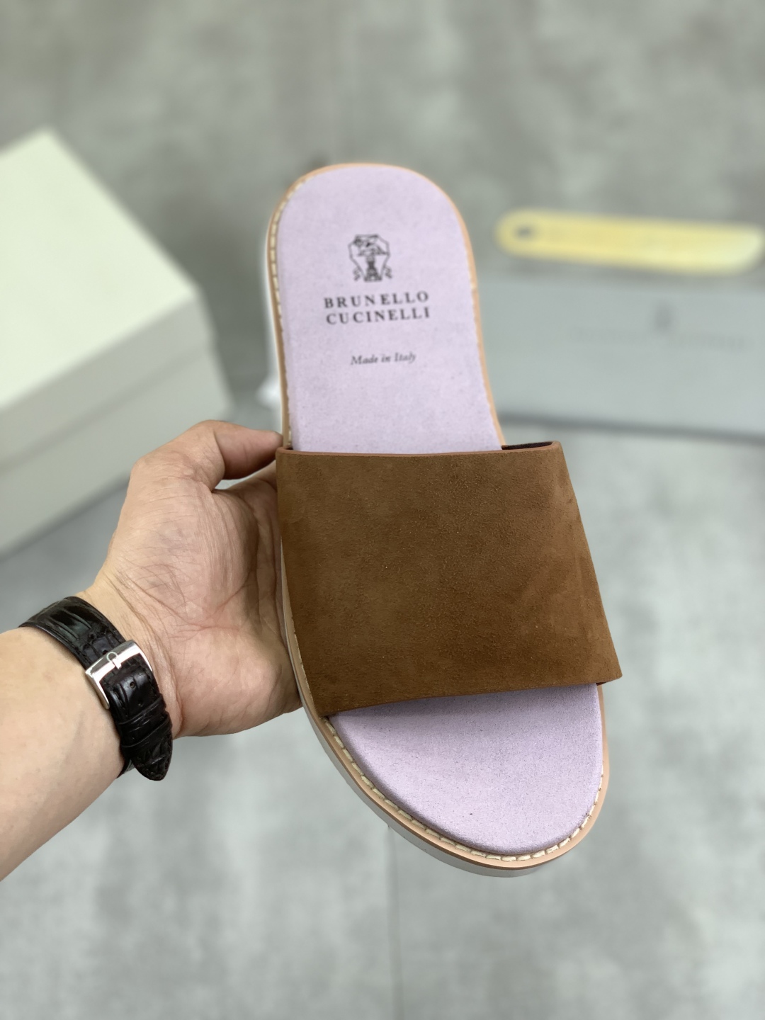 Precio de fábrica P170 Brunello Cucinelli BC Nuevas zapatillas de ante, 25ss Nueva colección ¡Esta s