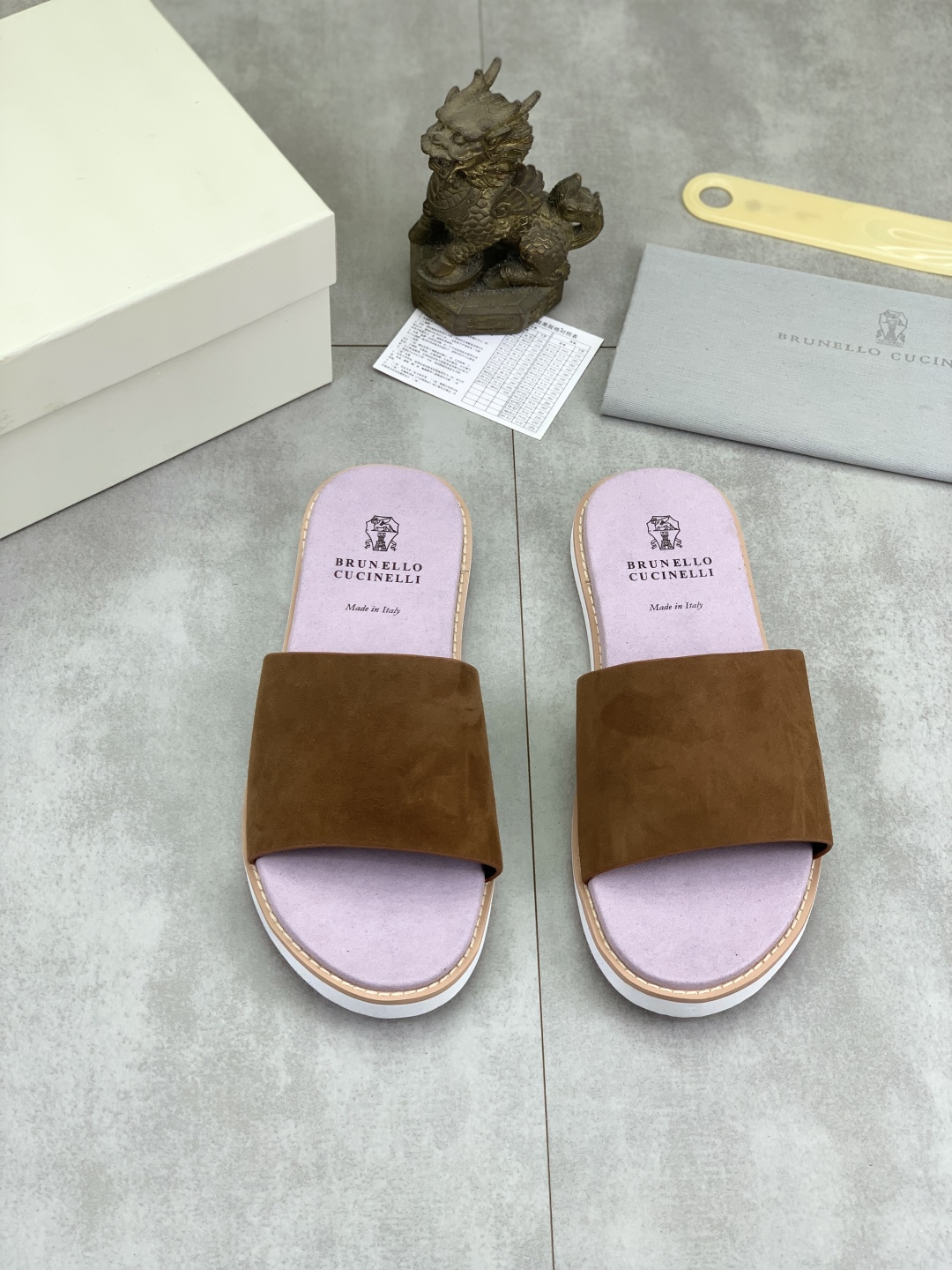 Precio de fábrica P170 Brunello Cucinelli BC Nuevas zapatillas de ante, 25ss Nueva colección ¡Esta s