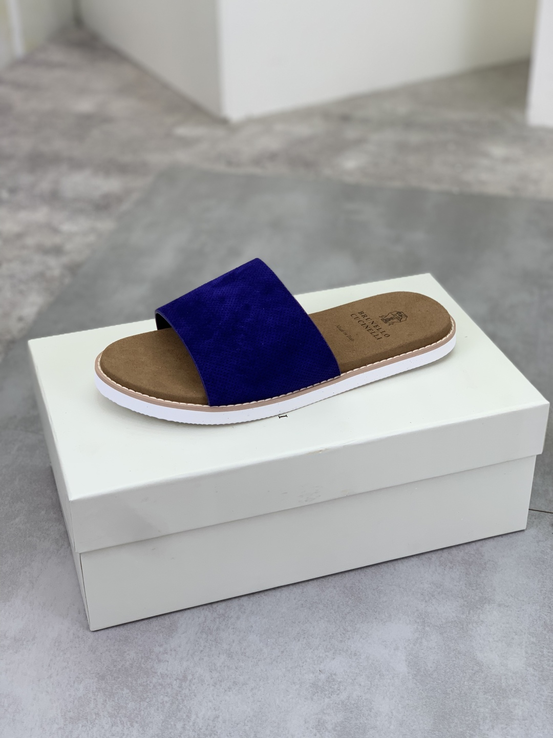 Precio de fábrica P170Brunello Cucinelli BC New Suede Slippers, 25ss Nueva colección Esta zapatilla 