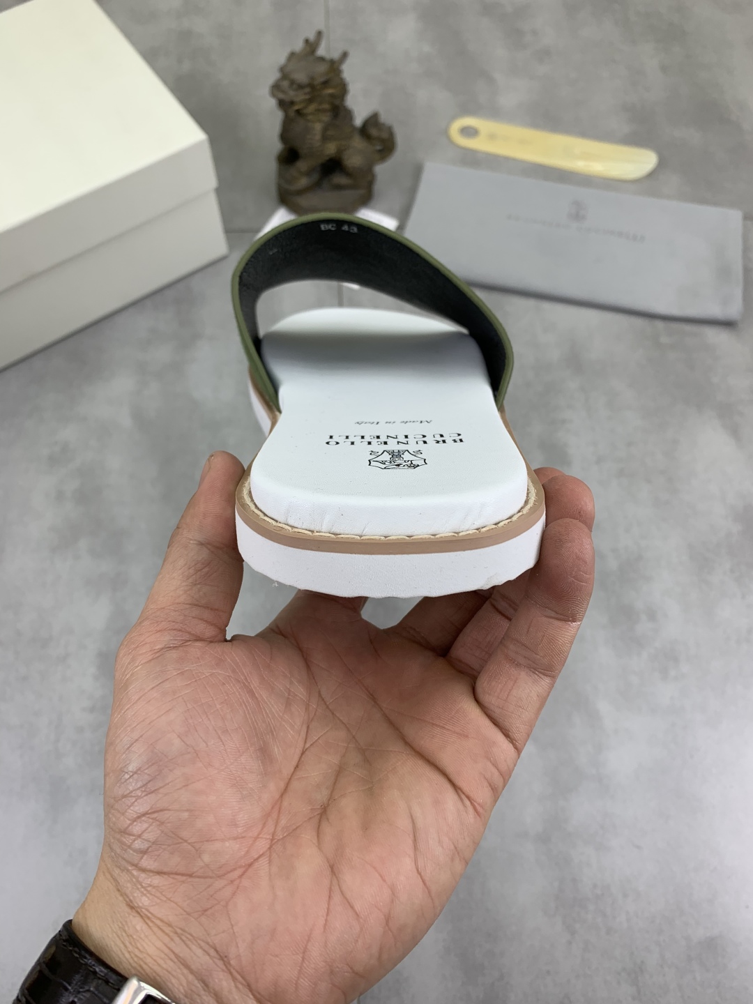 Precio de fábrica P170Brunello Cucinelli BC New Suede Slippers, 25ss Nueva colección Esta zapatilla 