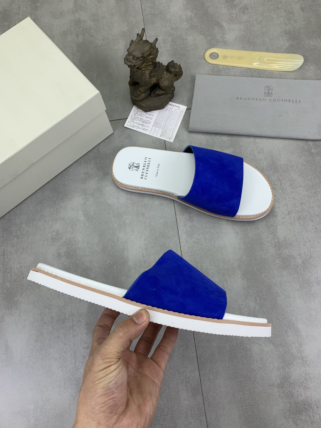 Precio de fábrica P130 Precio real Brunello Cucinelli BC New Suede Slippers, 25ss New Collection ¡Es