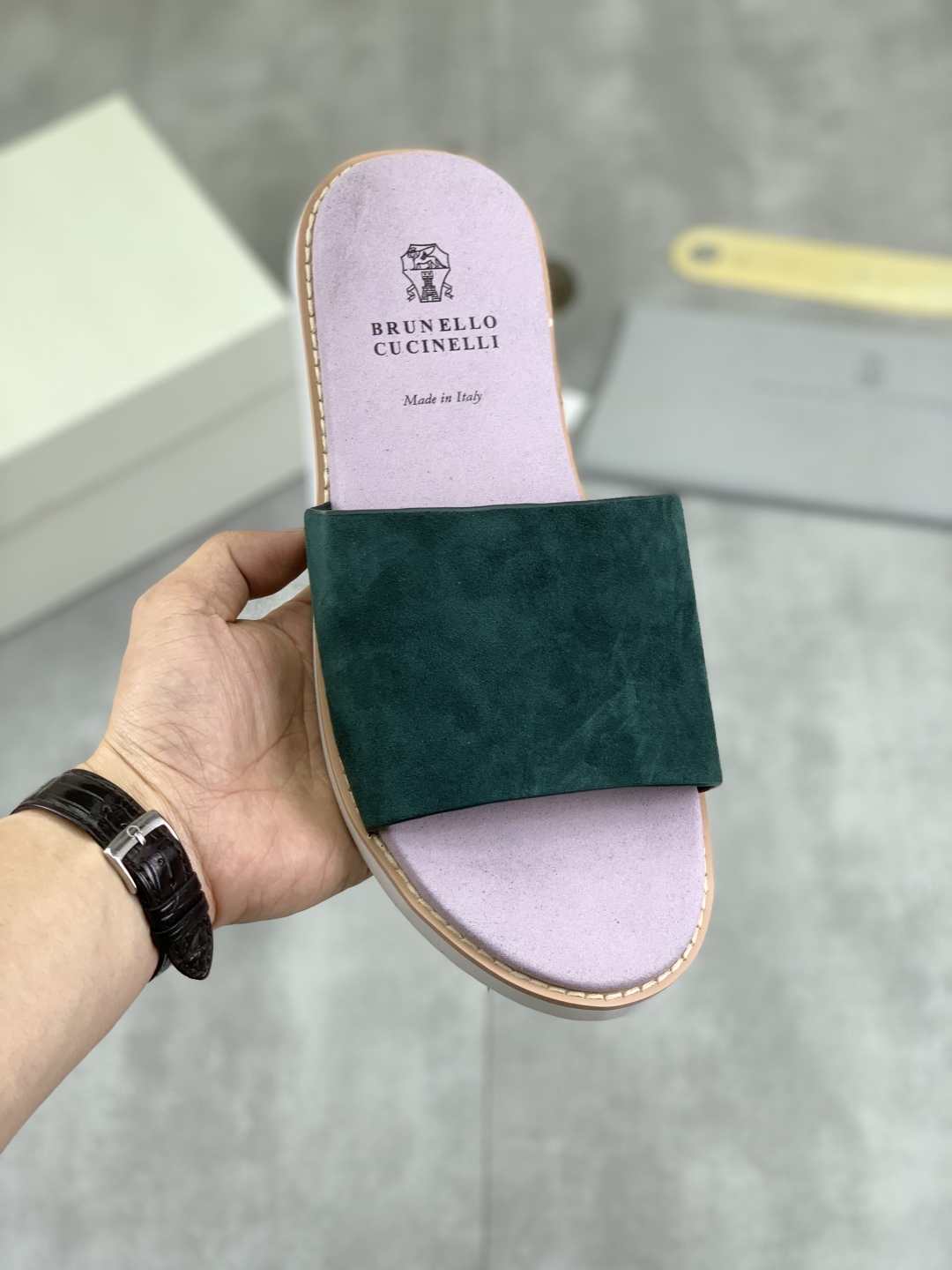 Precio de fábrica P130 Precio real Brunello Cucinelli BC New Suede Slippers, 25ss New Collection ¡Es