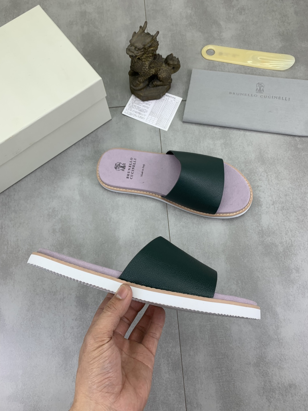 Precio de fábrica P130 Precio real Brunello Cucinelli BC New Suede Slippers, 25ss New Collection ¡Es