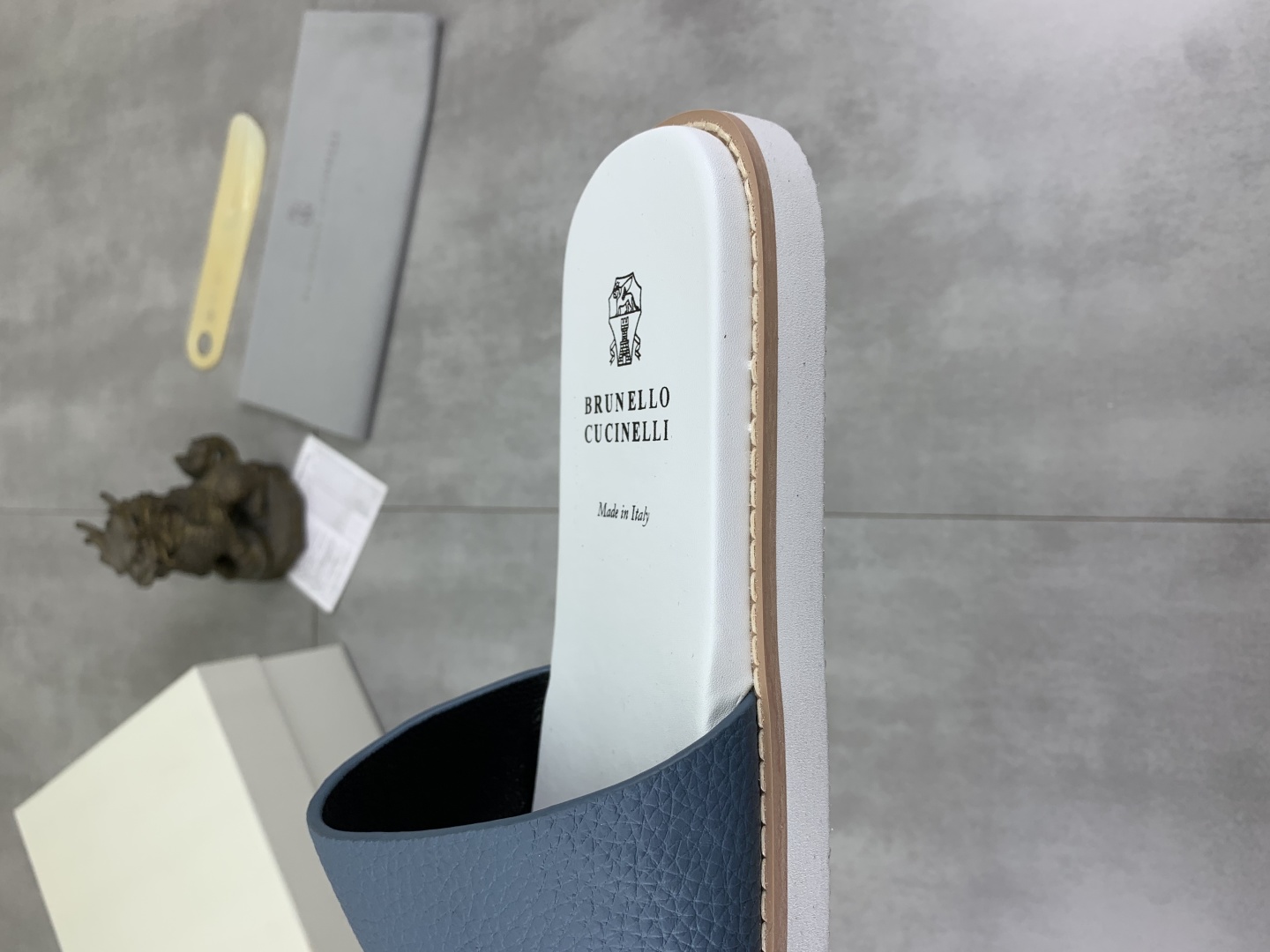 Precio de fábrica P130 Precio real Brunello Cucinelli BC New Suede Slippers, 25ss New Collection ¡Es