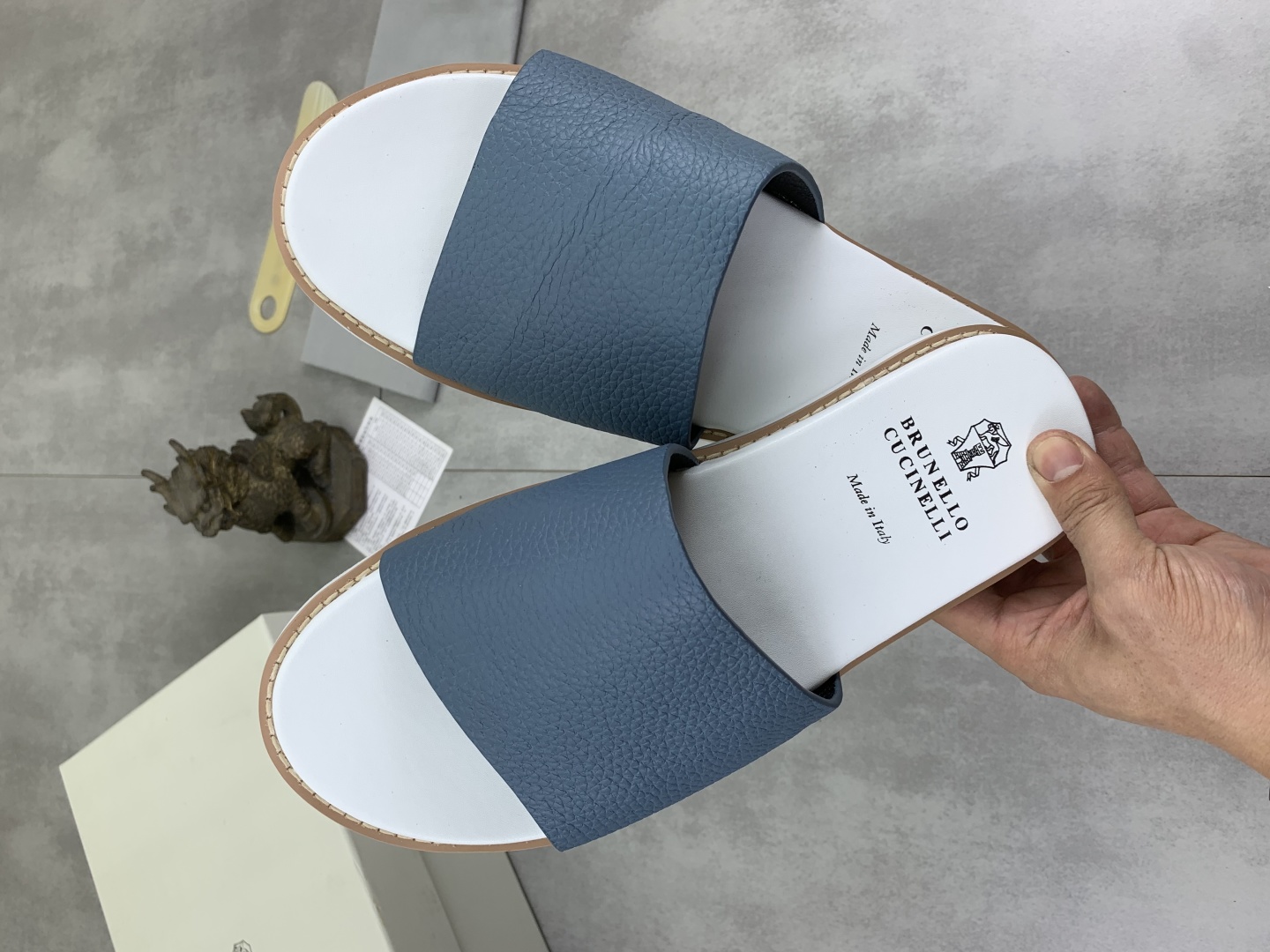 Precio de fábrica P130 Precio real Brunello Cucinelli BC New Suede Slippers, 25ss New Collection ¡Es