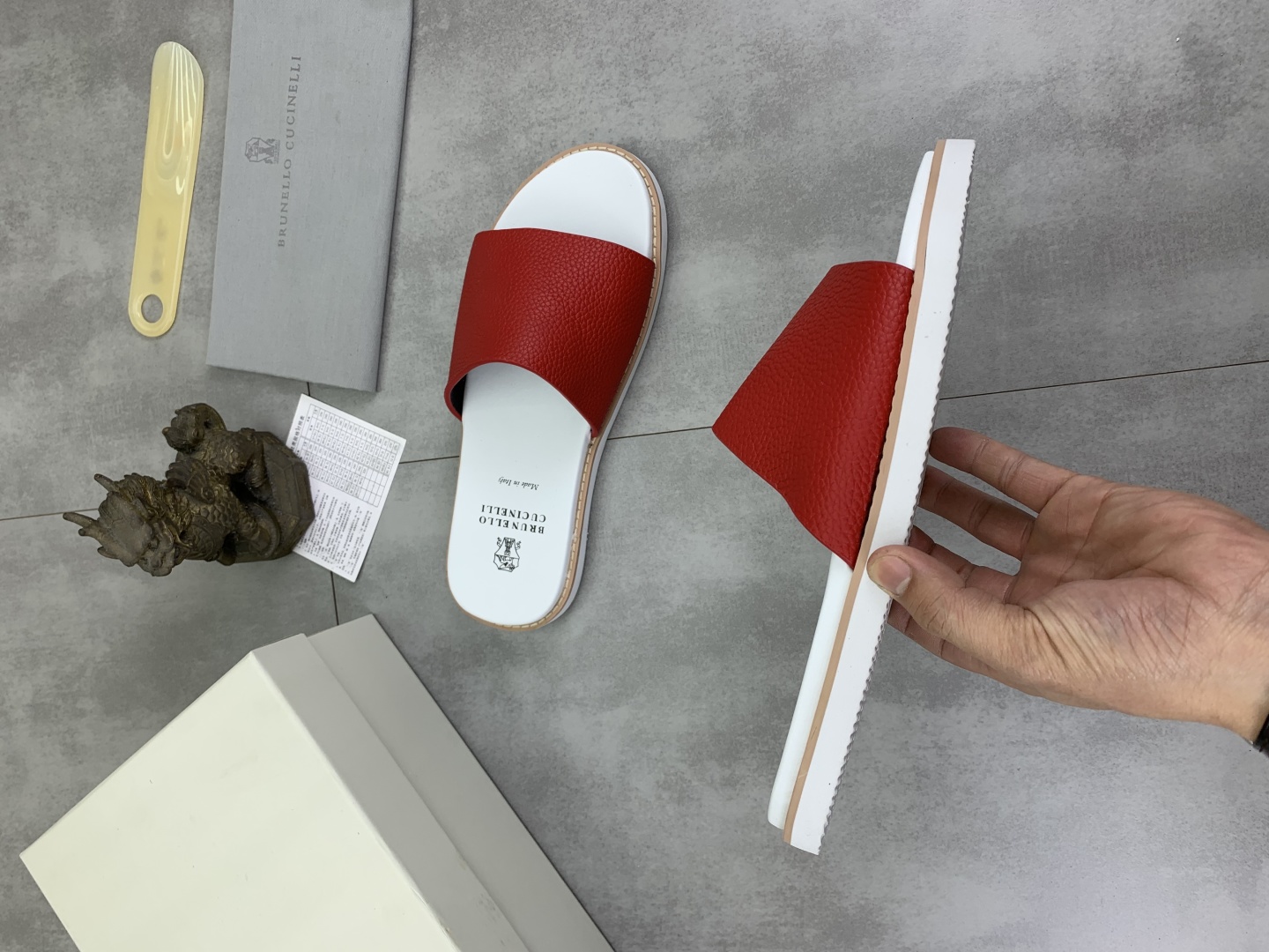 Precio de fábrica P130 Precio real Brunello Cucinelli BC New Suede Slippers, 25ss New Collection ¡Es
