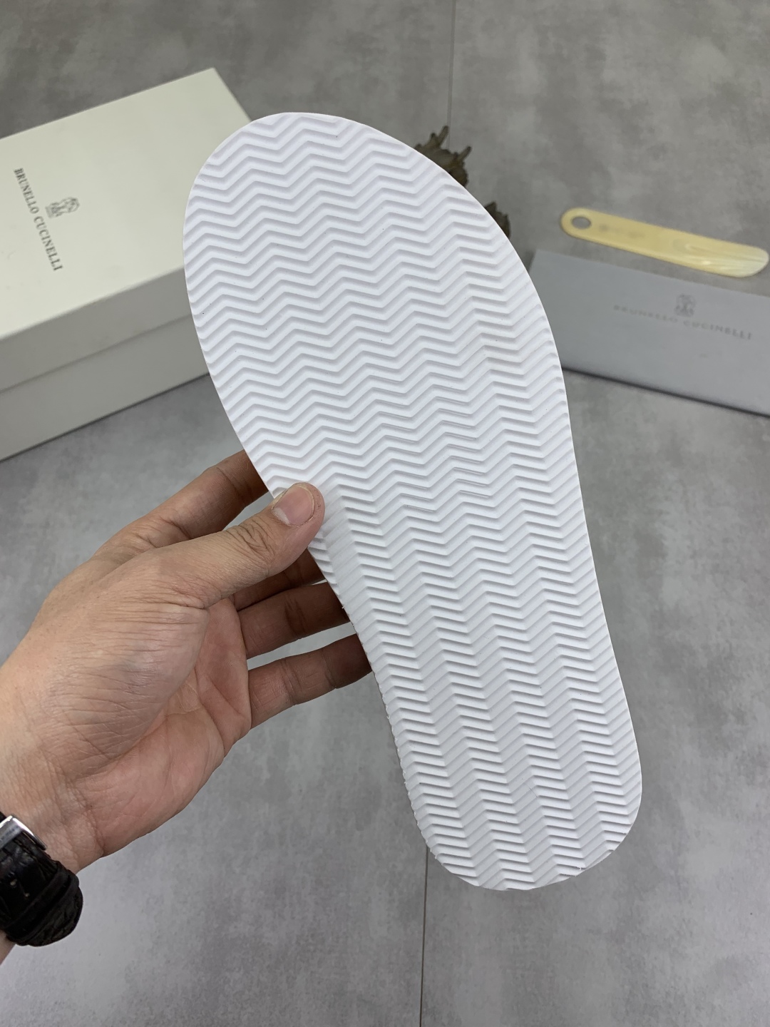 Precio de fábrica P130 Precio real Brunello Cucinelli BC New Suede Slippers, 25ss New Collection ¡Es
