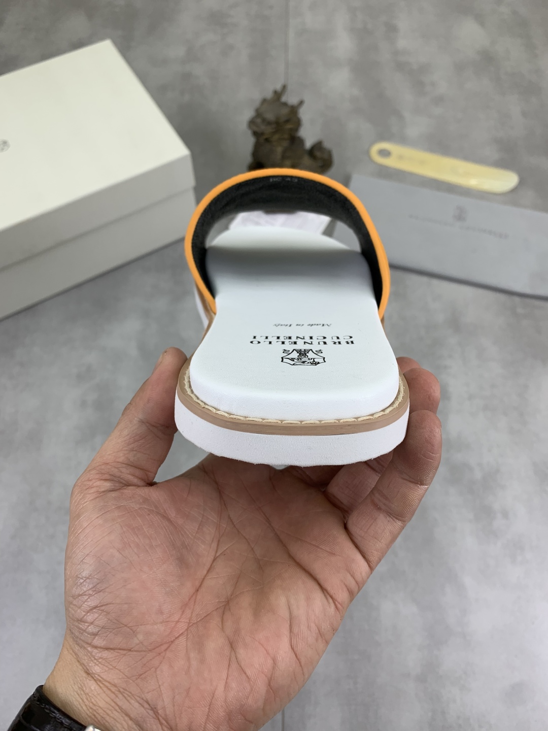 Precio de fábrica P130 Precio real Brunello Cucinelli BC New Suede Slippers, 25ss New Collection ¡Es