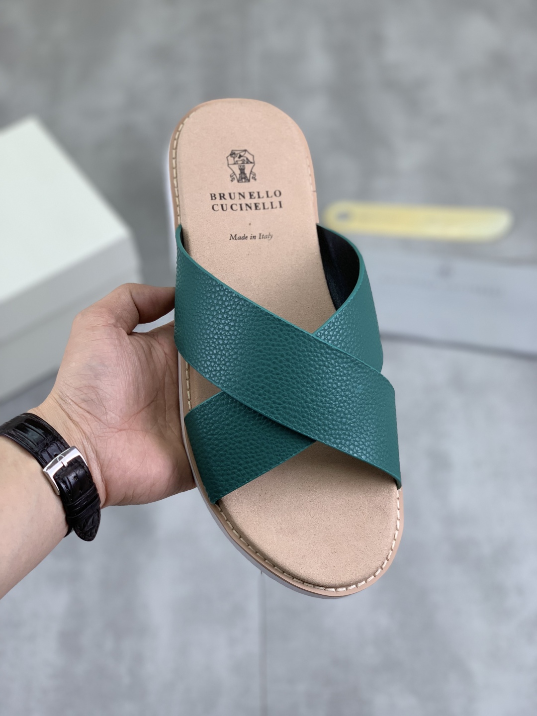 Precio de fábrica P130 Precio real Brunello Cucinelli BC New Suede Slippers, 25ss New Collection ¡Es