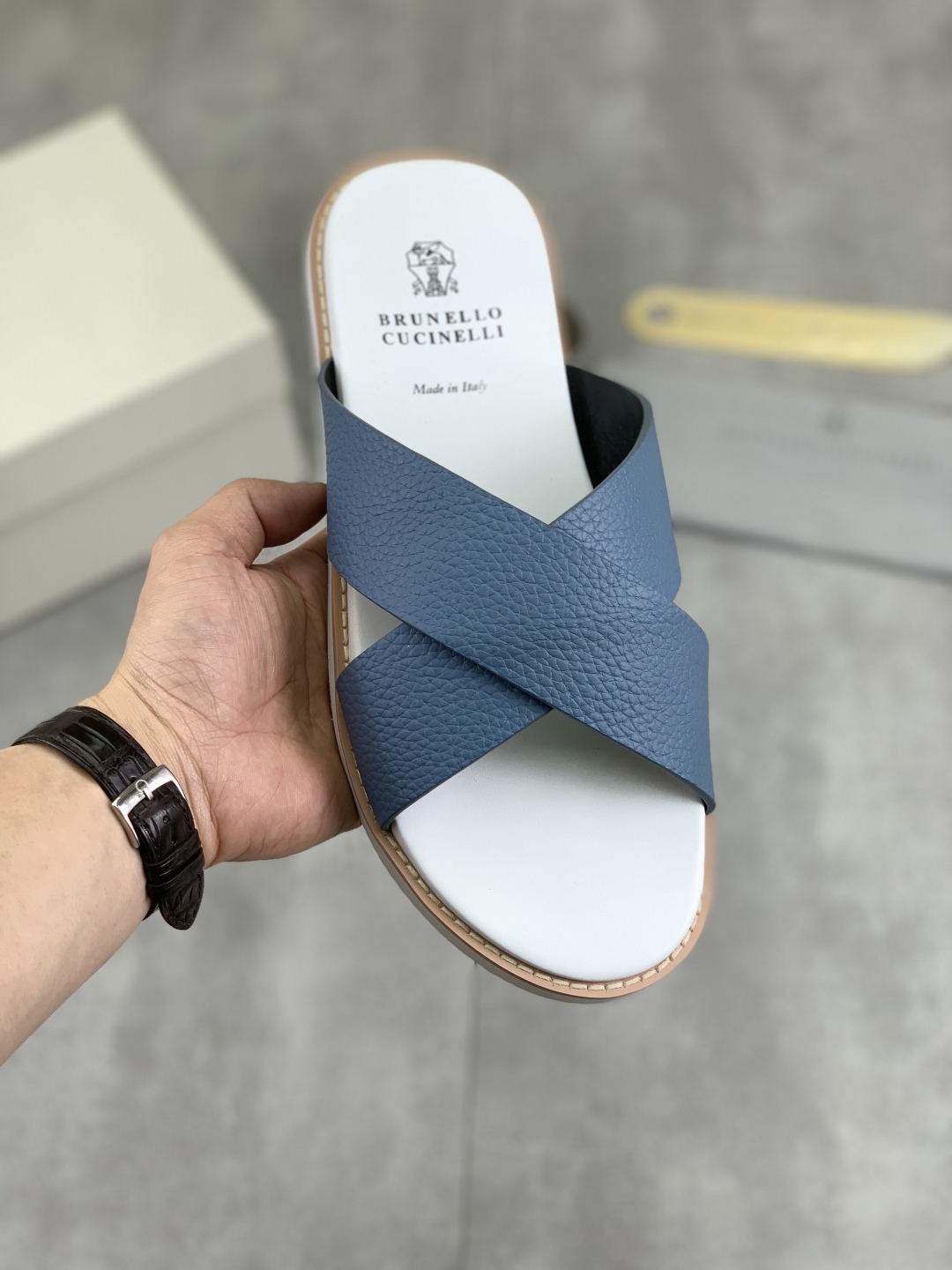 Precio de fábrica P130 Precio real Brunello Cucinelli BC New Suede Slippers, 25ss New Collection ¡Es