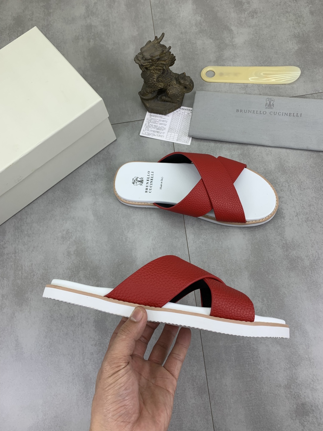 Precio de fábrica P130 Precio real Brunello Cucinelli BC New Suede Slippers, 25ss New Collection ¡Es