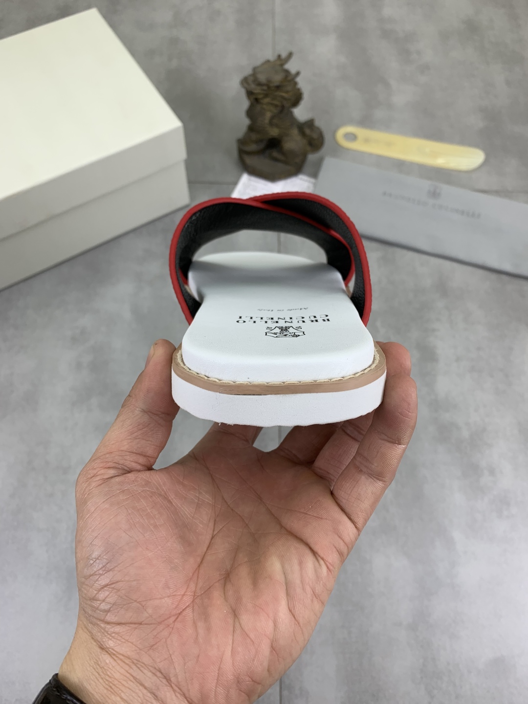 Precio de fábrica P130 Precio real Brunello Cucinelli BC New Suede Slippers, 25ss New Collection ¡Es