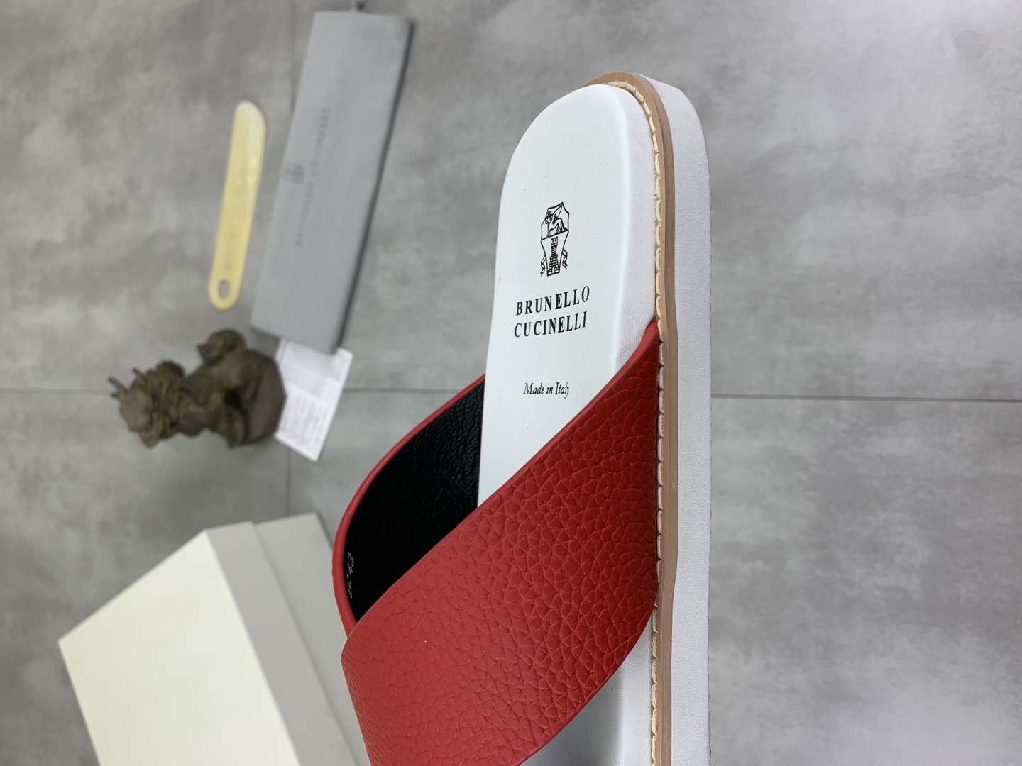 Precio de fábrica P130 Precio real Brunello Cucinelli BC New Suede Slippers, 25ss New Collection ¡Es